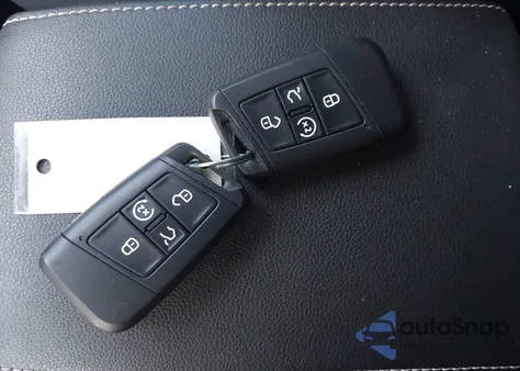 2023 Volkswagen Tiguan 2.0T Se R-Line Black from USA, damaged, VIN 3VVCB7AX5PM106531